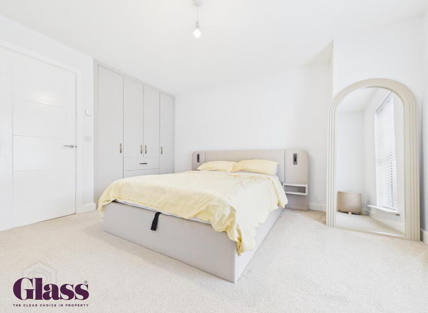 17 South Lake Park, Craigavon, BT64 1BE