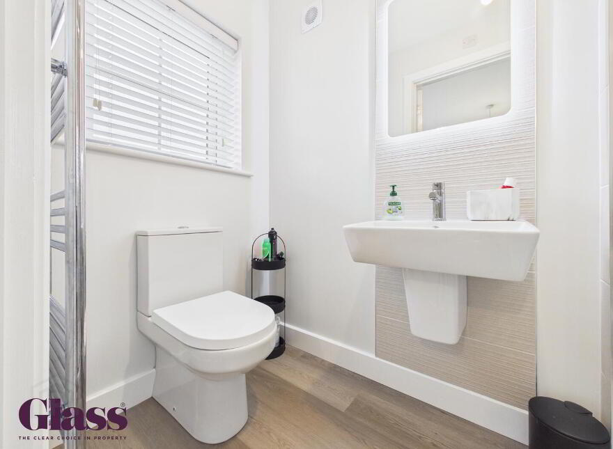 17 South Lake Park, Craigavon, BT64 1BE