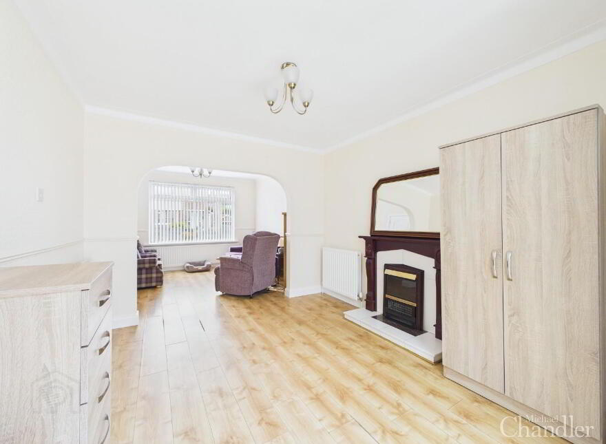 8 Coolpark Avenue, Belfast, BT8 6NF
