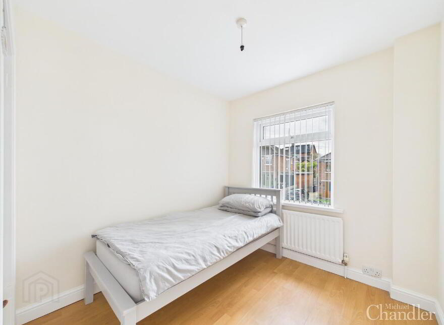 8 Coolpark Avenue, Belfast, BT8 6NF
