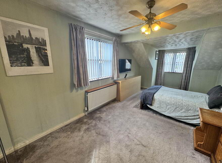 14 Craigs Road, Carrickfergus, BT38 9RL