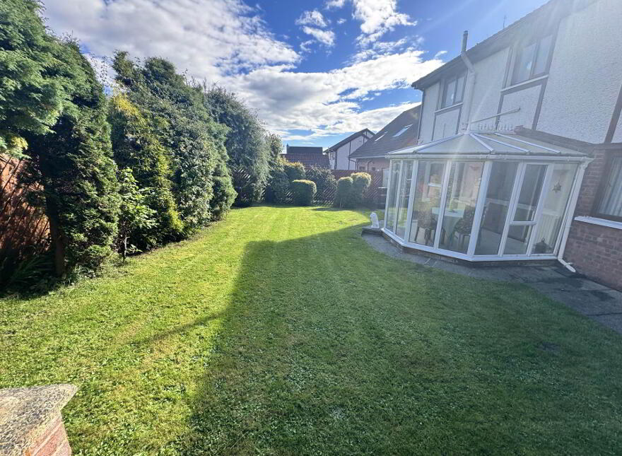 14 Craigs Road, Carrickfergus, BT38 9RL