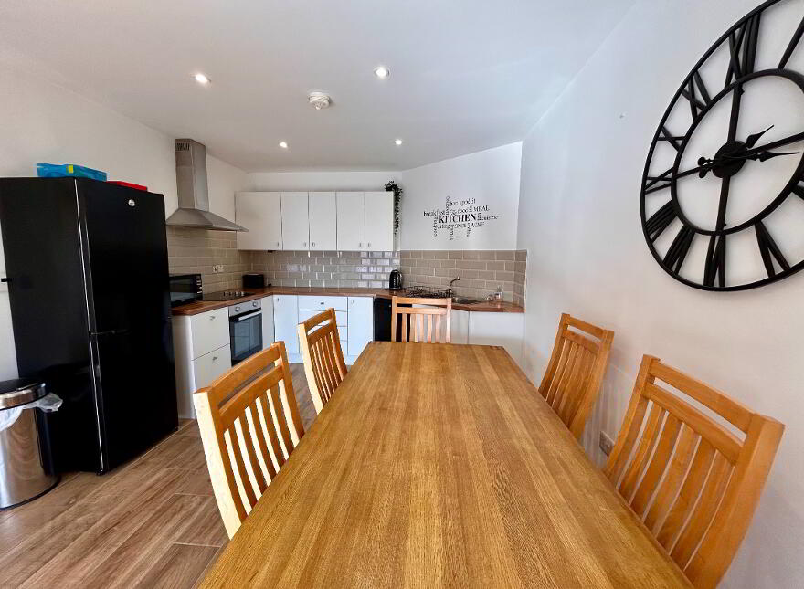 Apt 2 Milltate House, 18 Mill Street, Irvinestown, BT94 1GR