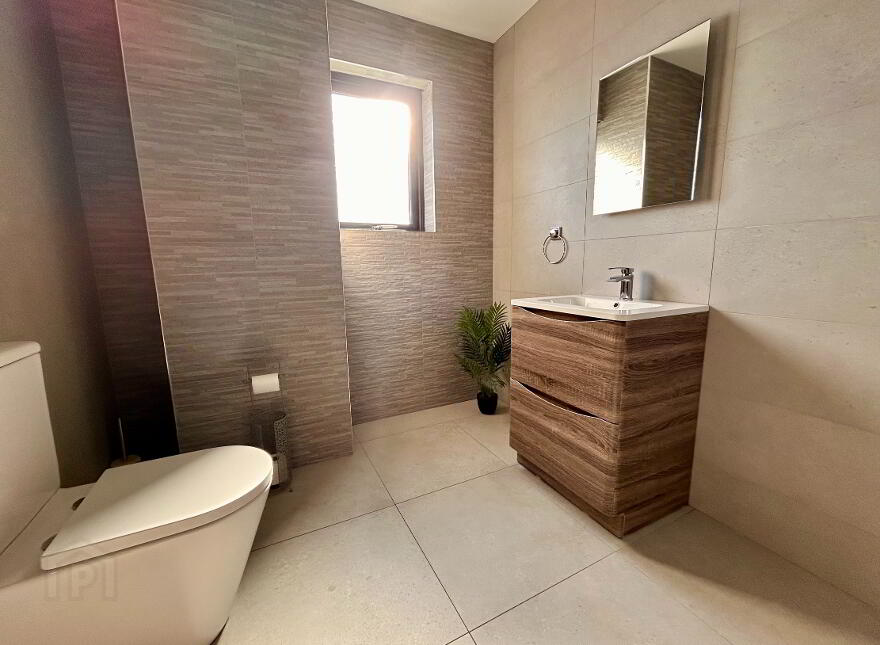 Apt 2 Milltate House, 18 Mill Street, Irvinestown, BT94 1GR