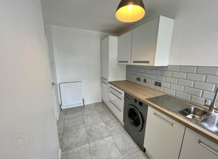174, A Mount Merrion Avenue, Belfast, BT6 0FT