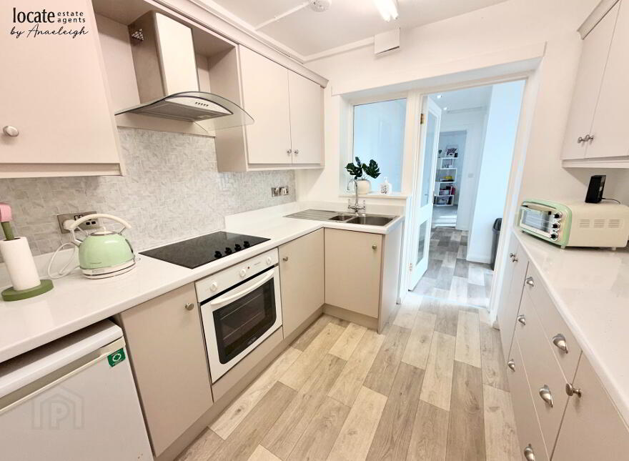 42 Rossdowney Drive, Waterside, Derry, BT47 5PR