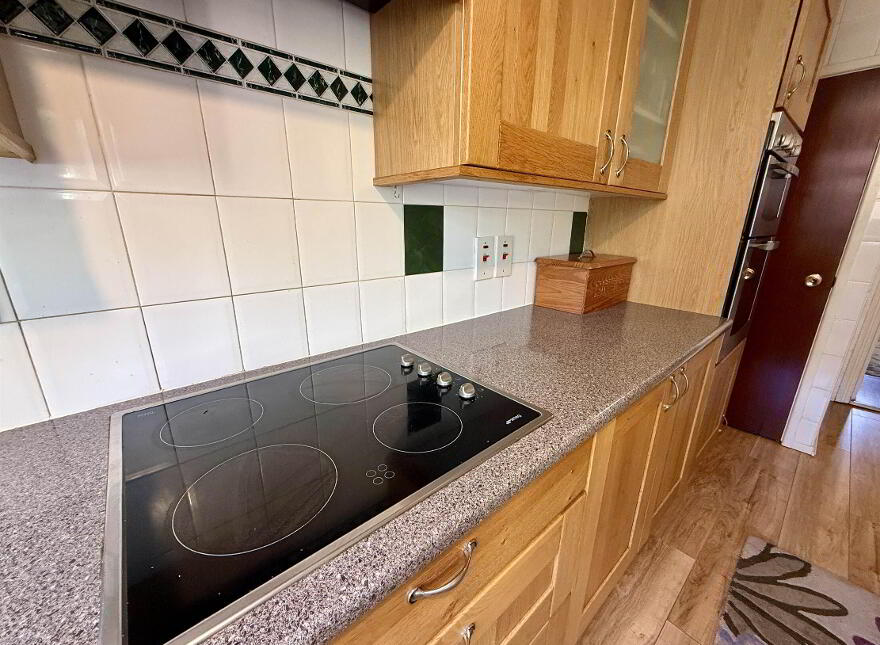 20 Ravenhill Parade, Belfast, BT6 8NU