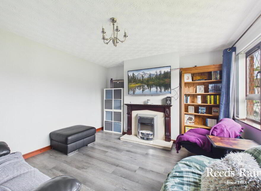 32 Tudor Road, Carrickfergus, BT38 9TU