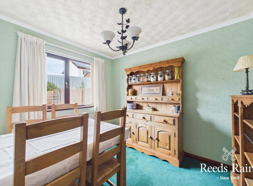 32 Tudor Road, Carrickfergus, BT38 9TU