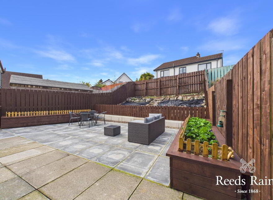 32 Tudor Road, Carrickfergus, BT38 9TU