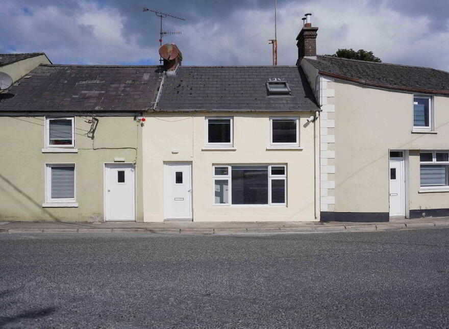 No, 4 Station Road, Kingscourt, A82AF54