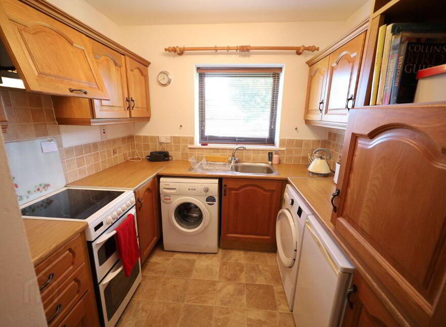 11 Castlepoint Village, Crosshaven, P43EK18