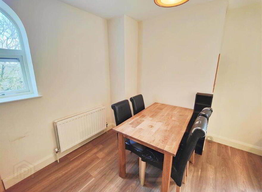 Apt 6, Fortwilliam Demense, Fortwilliam, Belfast, BT15 4FD