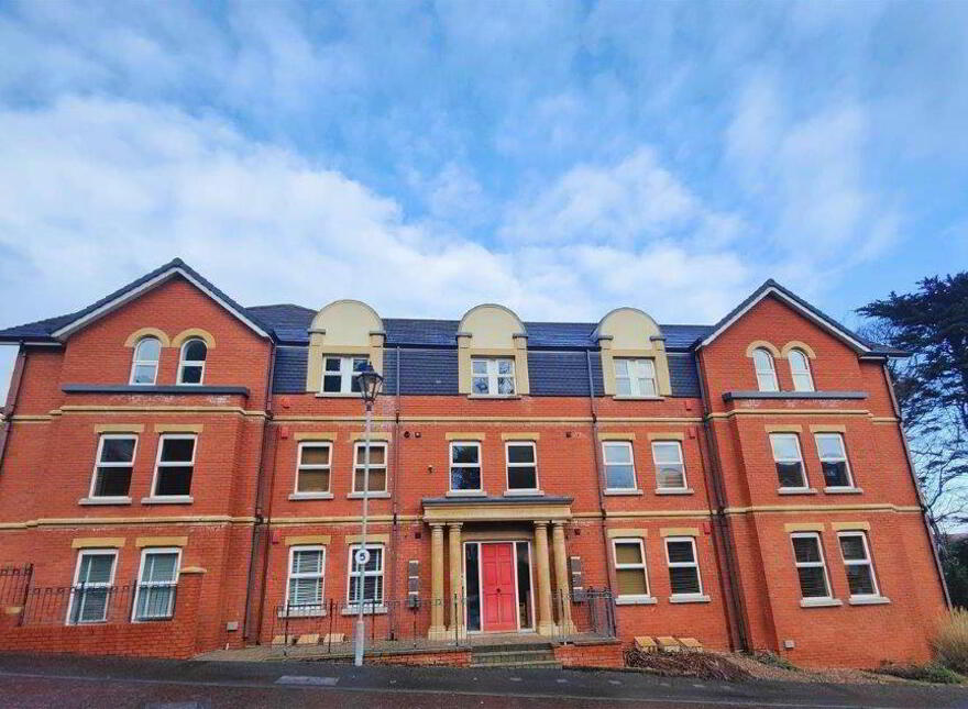 Apt 6, Fortwilliam Demense, Fortwilliam, Belfast, BT15 4FD