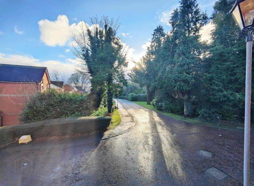 Apt 6, Fortwilliam Demense, Fortwilliam, Belfast, BT15 4FD