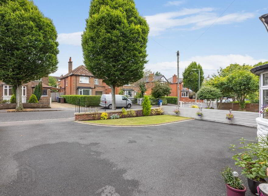42 Osborne Drive, Malone Road, Belfast, BT9 6LH