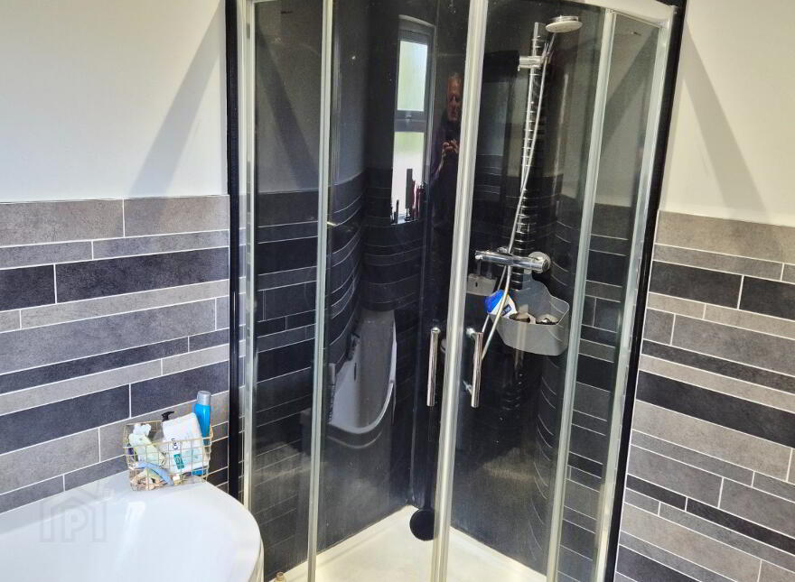 12 Loughan Road, Coleraine, BT52 1UB