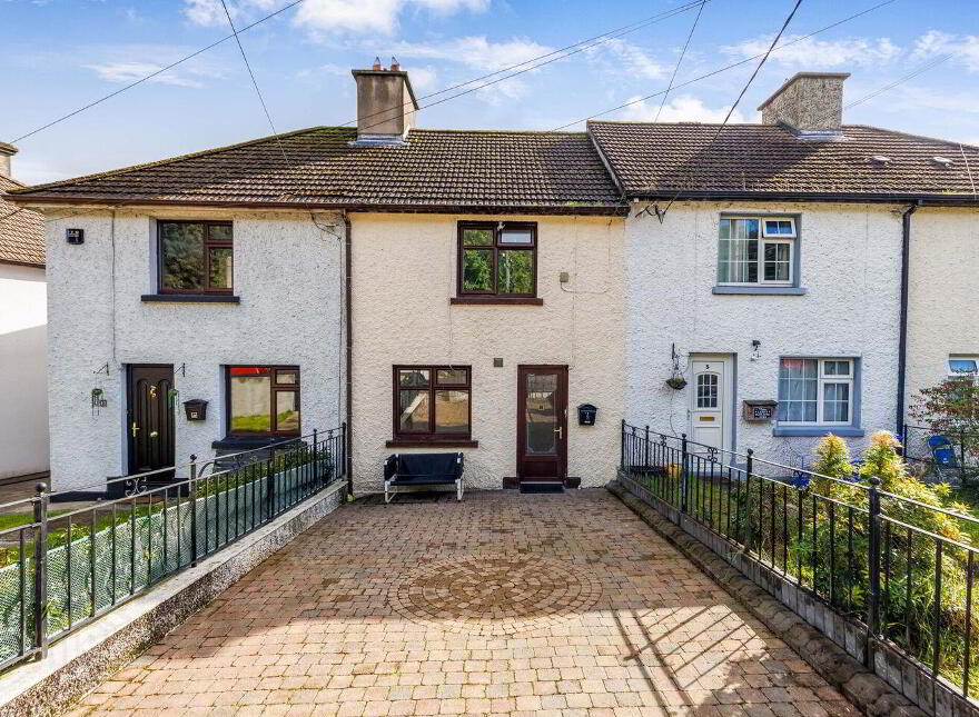 4 St Patrick's Terrace, Cavan, H12DT22 photo