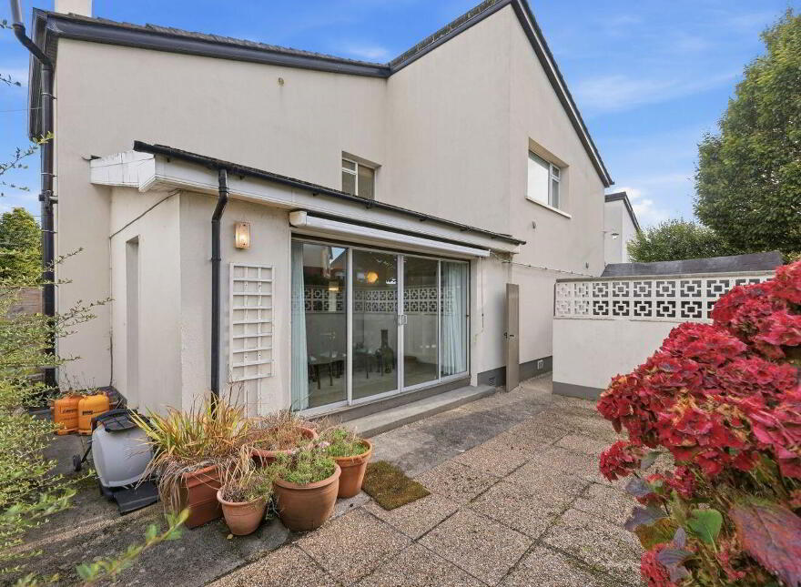 "Dunlewey", 2 Station Road, Sutton, Sutton, D13XY66