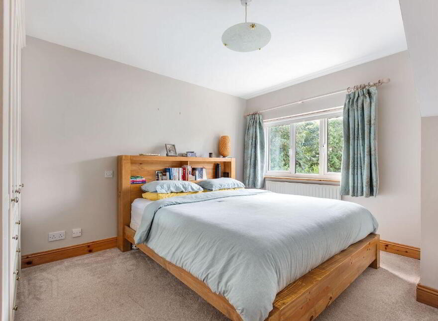 8 Engleberg Court, Mounttown Road Lower, Dún Laoghaire, Dun Laoghaire, A96A781