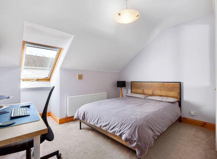 8 Engleberg Court, Mounttown Road Lower, Dún Laoghaire, Dun Laoghaire, A96A781