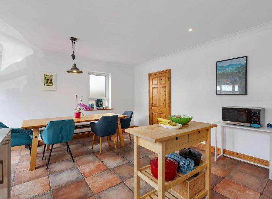 8 Engleberg Court, Mounttown Road Lower, Dún Laoghaire, Dun Laoghaire, A96A781