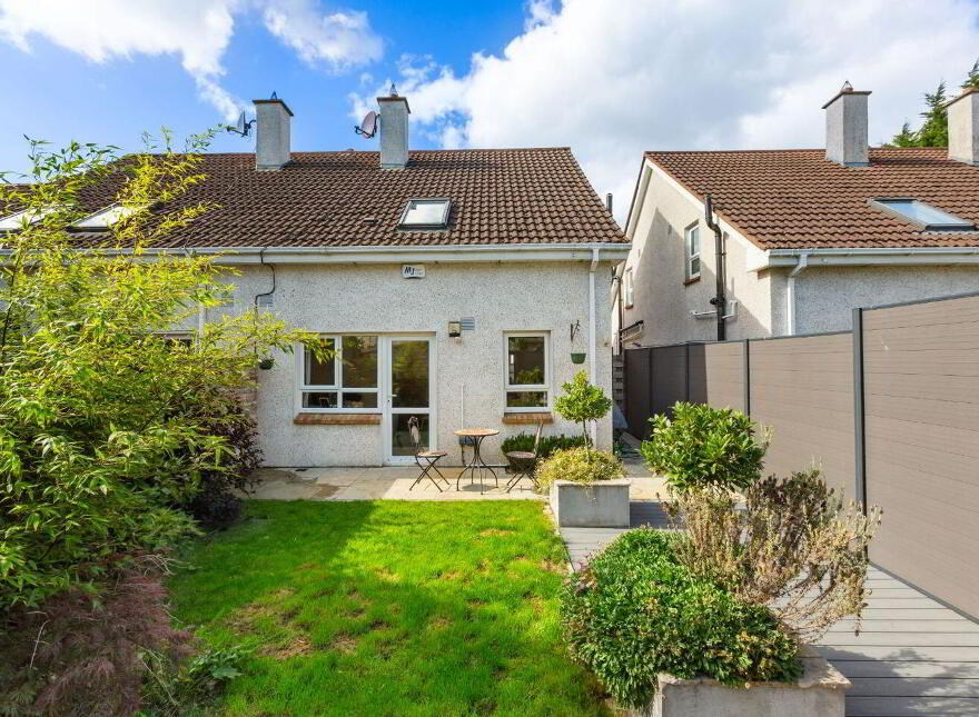 8 Engleberg Court, Mounttown Road Lower, Dún Laoghaire, Dun Laoghaire, A96A781