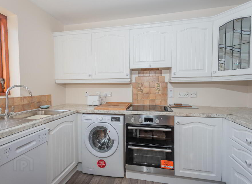 65 Lockview Road, Belfast, BT9 5FJ
