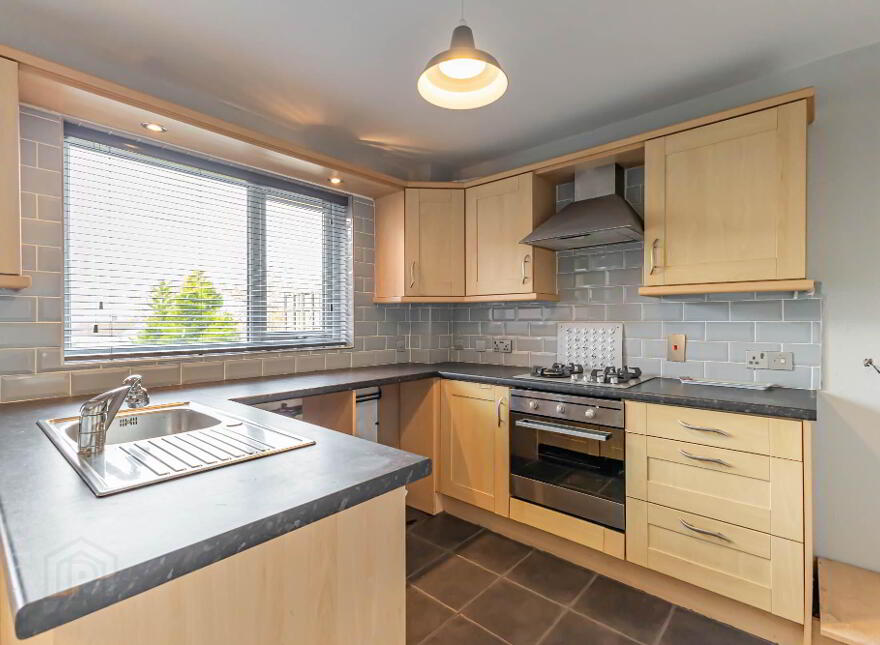1 Hillside Terrace, Hillsborough, BT26 6JG