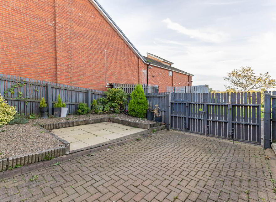 1 Hillside Terrace, Hillsborough, BT26 6JG