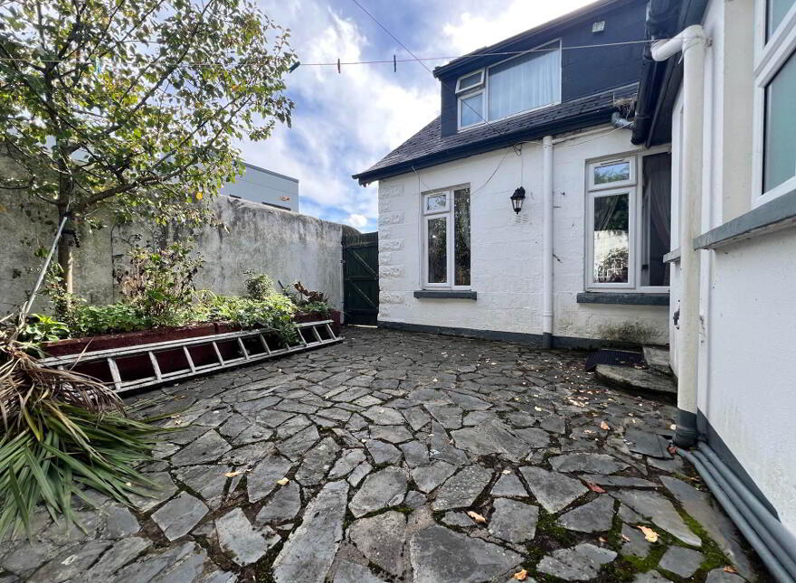 14 Davis Row, Clonmel, E91Y7F1