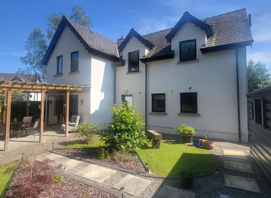 13 Errew Drive, Lough Rinn, Cloone Grange, N41W421
