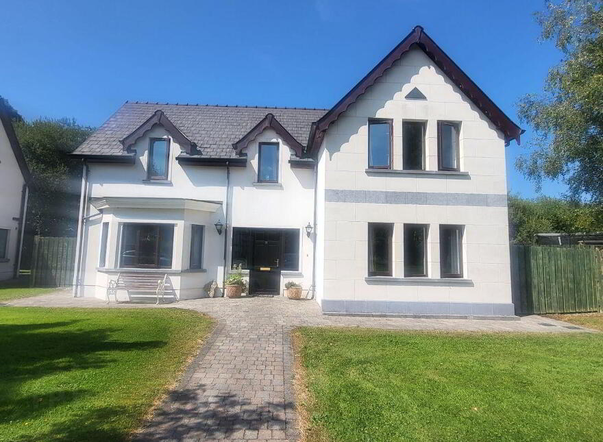 13 Errew Drive, Lough Rinn, Cloone Grange, N41W421