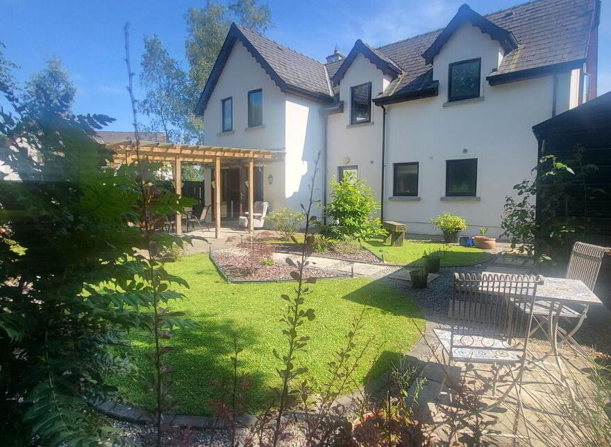 13 Errew Drive, Lough Rinn, Cloone Grange, N41W421