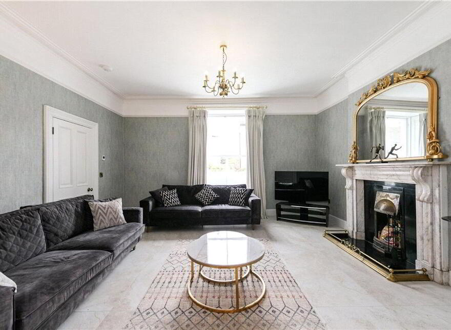 3 Sandycove Avenue East, Sandycove, A96NN53