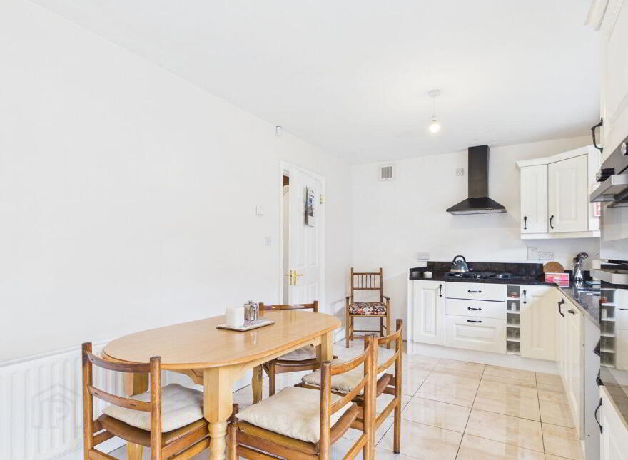 1 Bramble Row, Bansha Road, Tipperary Town, E34YT20