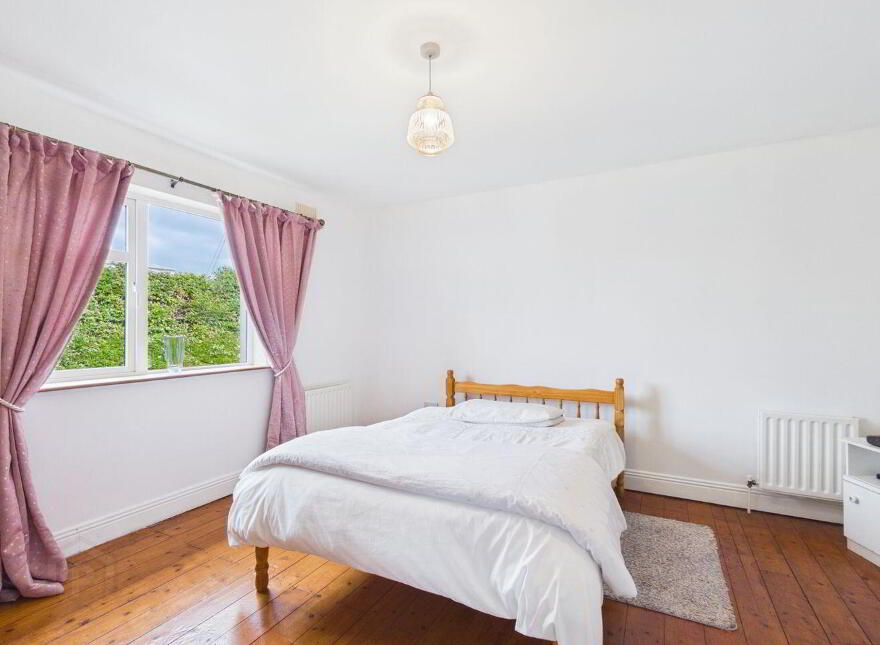 1 Bramble Row, Bansha Road, Tipperary Town, E34YT20
