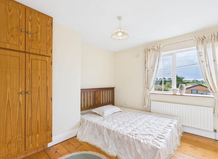 1 Bramble Row, Bansha Road, Tipperary Town, E34YT20