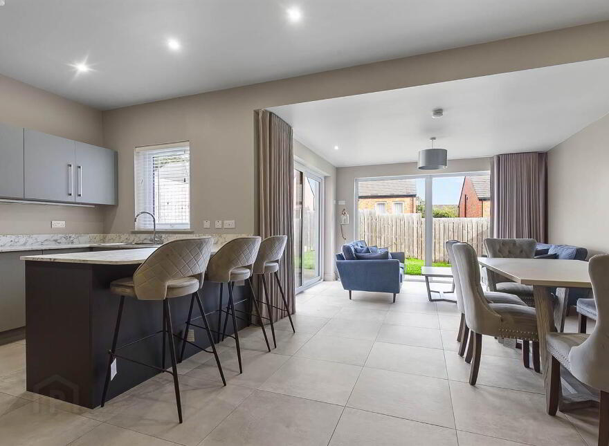 5 Lesley Chase, Knockagh Chase, Upper Road, Greenisland, BT38 8GU