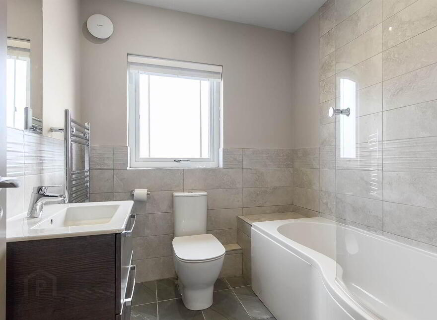 5 Lesley Chase, Knockagh Chase, Upper Road, Greenisland, BT38 8GU