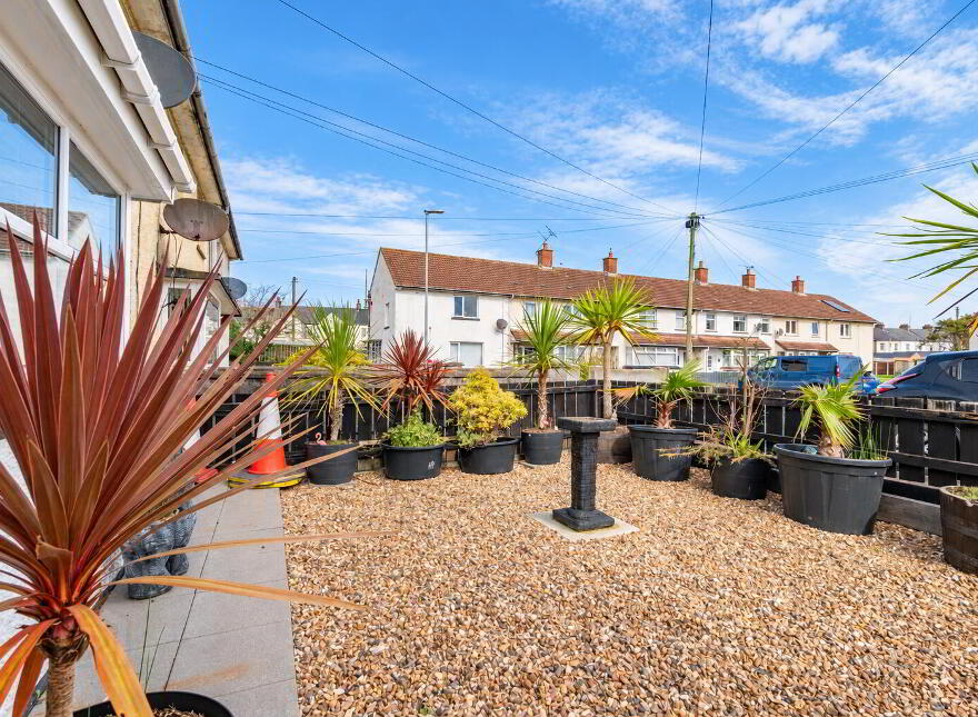 25 Skerrymor Place, Portrush, BT56 8JS