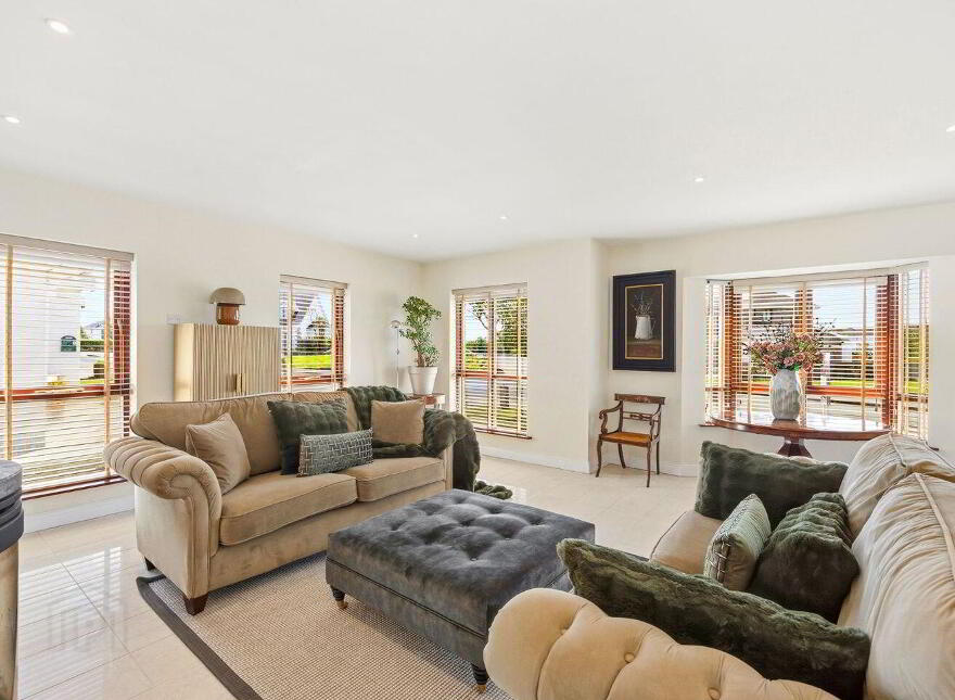 1 South Bay, Rosslare Strand, Y35E3WX