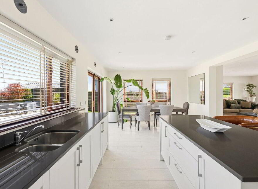 1 South Bay, Rosslare Strand, Y35E3WX