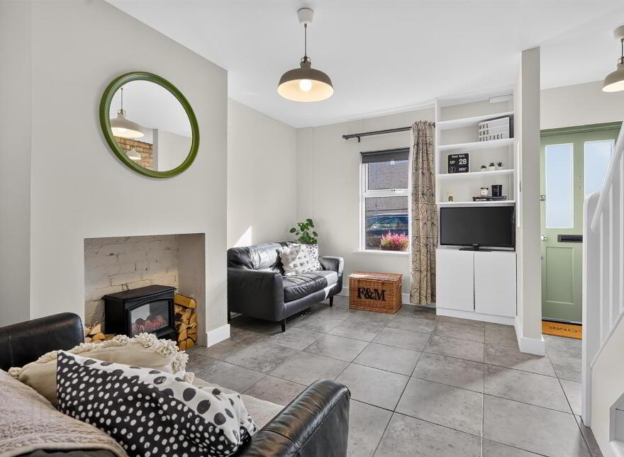 45 Great Northern Street, Lisburn Road, Belfast, BT9 7FJ
