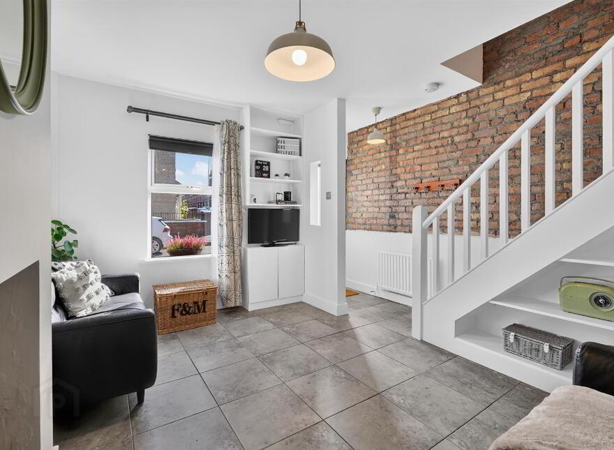 45 Great Northern Street, Lisburn Road, Belfast, BT9 7FJ