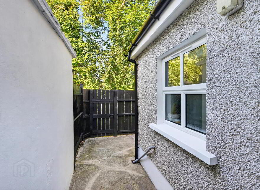 45 Great Northern Street, Lisburn Road, Belfast, BT9 7FJ