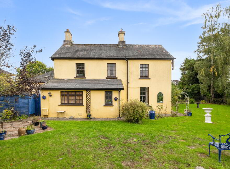 Bluebell Lodge, Old Dublin Road, Carlow Town, R93RR83