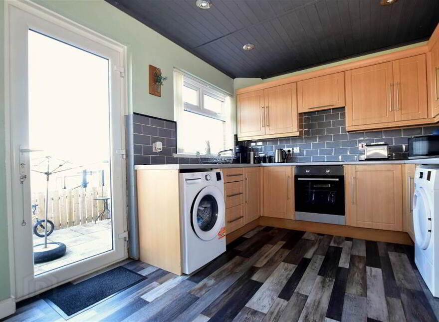 37 Penrhyn Park, Newtownards, BT23 8JW