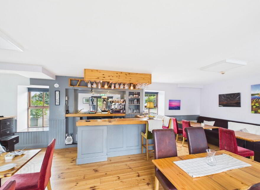 Lough Derg House, Dromineer, Puckaun, E45K284