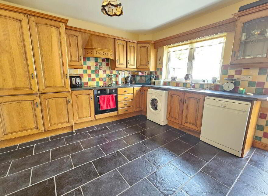 46 Westwood Grove, Clara, R35N977